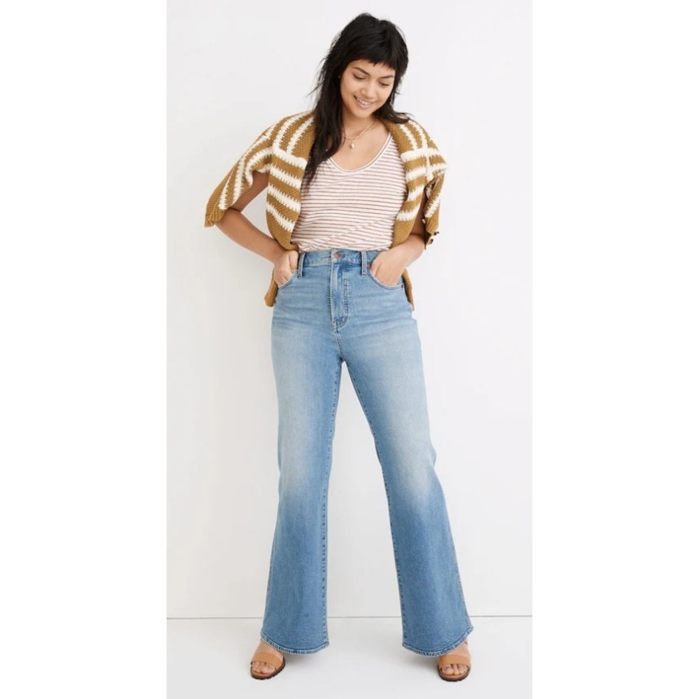 Madewell High-Rise‎ Flare Jeans in Caine Wash